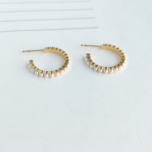 Julie Vos Juliet Small Hoop Earrings - Picture 3 of 3